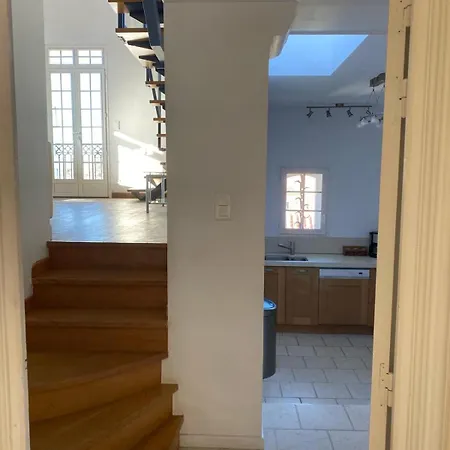 Apartment 66c1 - In A Chateau