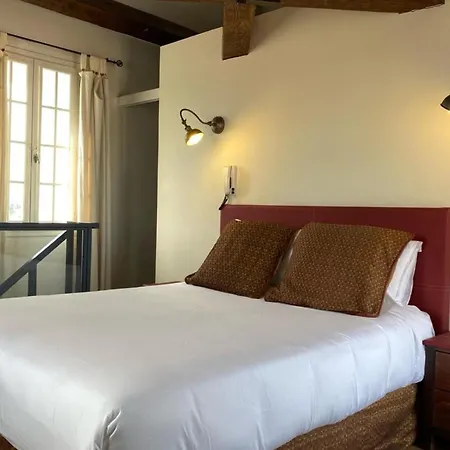 Apartment 66c1 - In A Chateau *